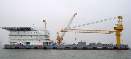 鉆井平臺(tái)提供大功率穩(wěn)頻穩(wěn)壓電源